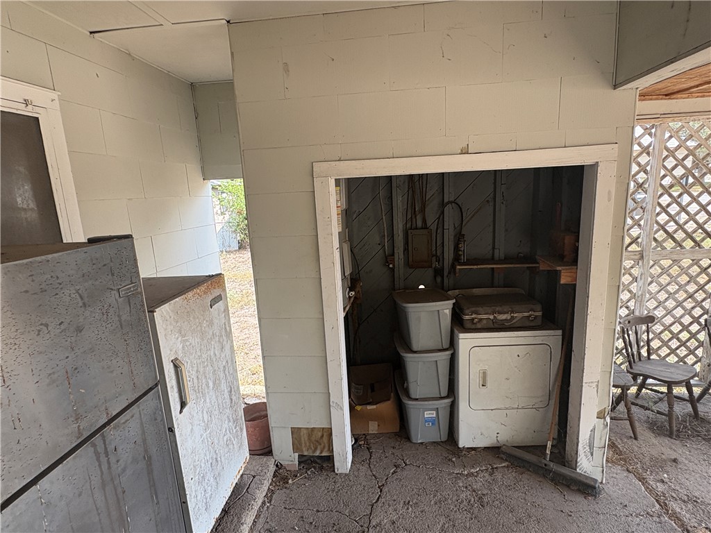 104 Charles Street George West, TX 78022 - Photo 17 of 24