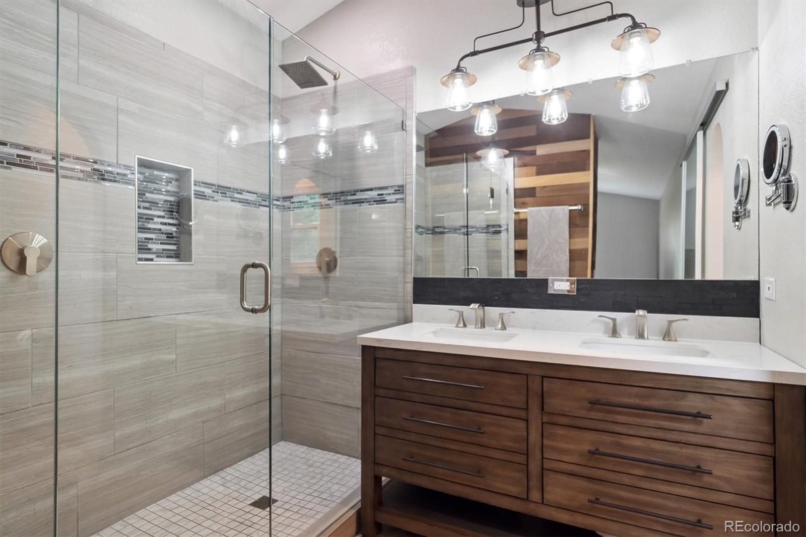 9347 Roadrunner Street Highlands Ranch, CO 80129 - Photo 11 of 28 Gallery Image 11