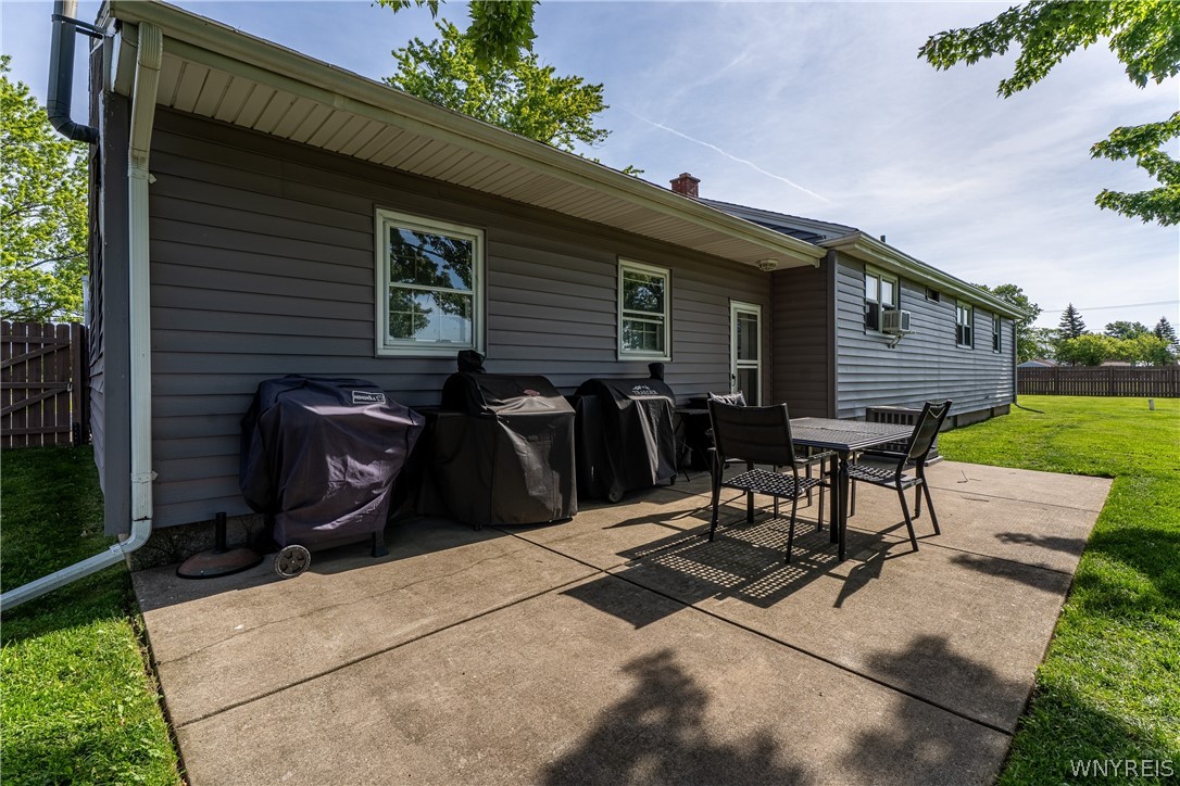 3174 Lockport Road Wheatfield, NY 14132 - Photo 32 of 41
