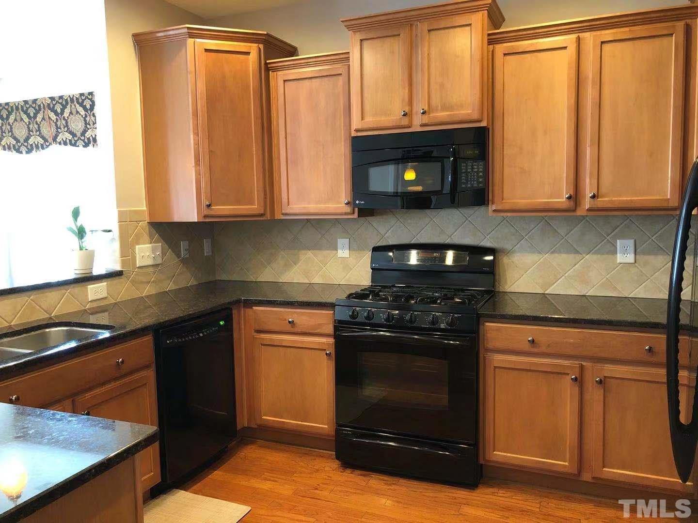 10114 Glen Autumn Road Raleigh, NC 27617 - Photo 8 of 13 Gallery Image 8