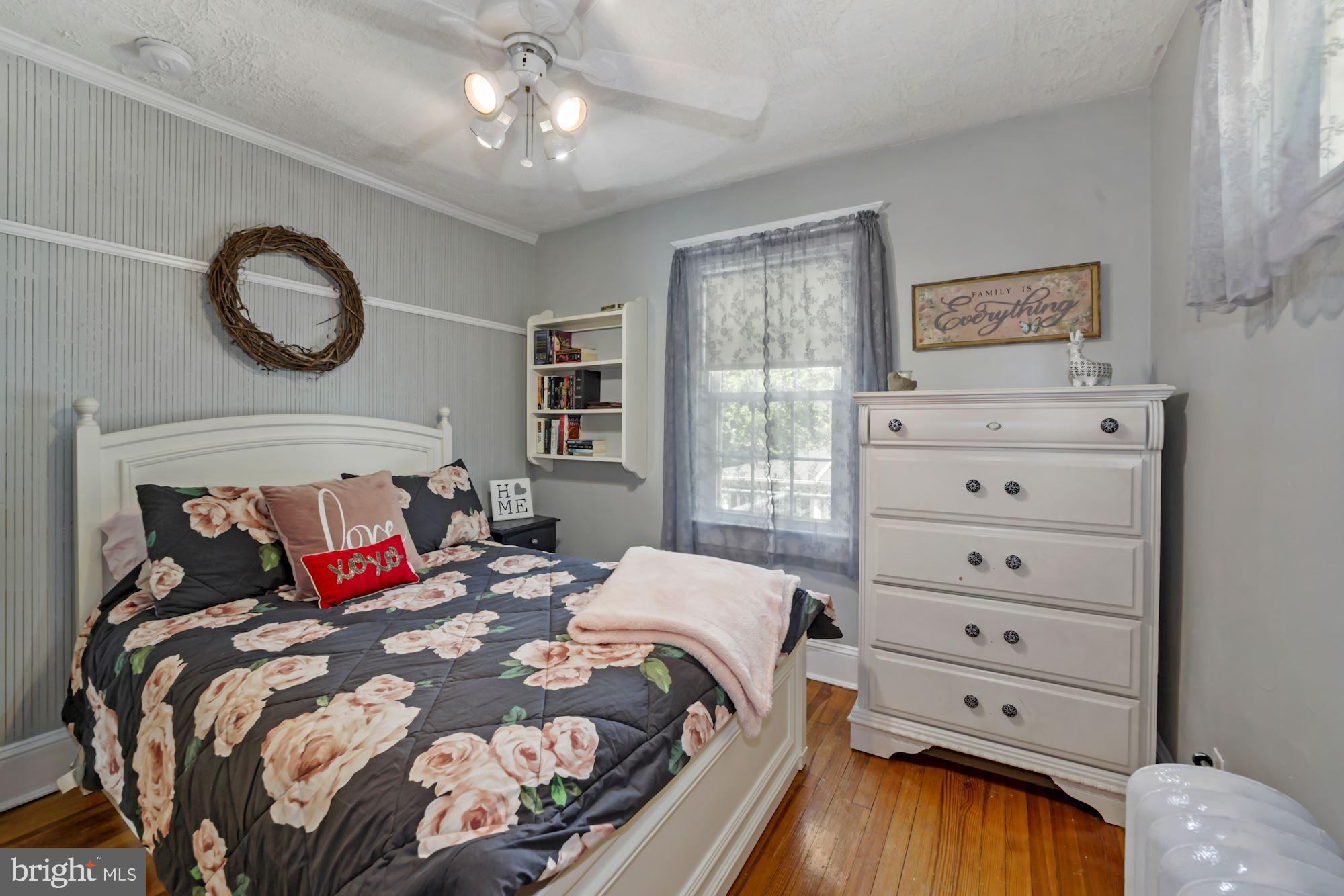 327 East Maple Road Linthicum Heights, MD 21090 - Photo 19 of 33