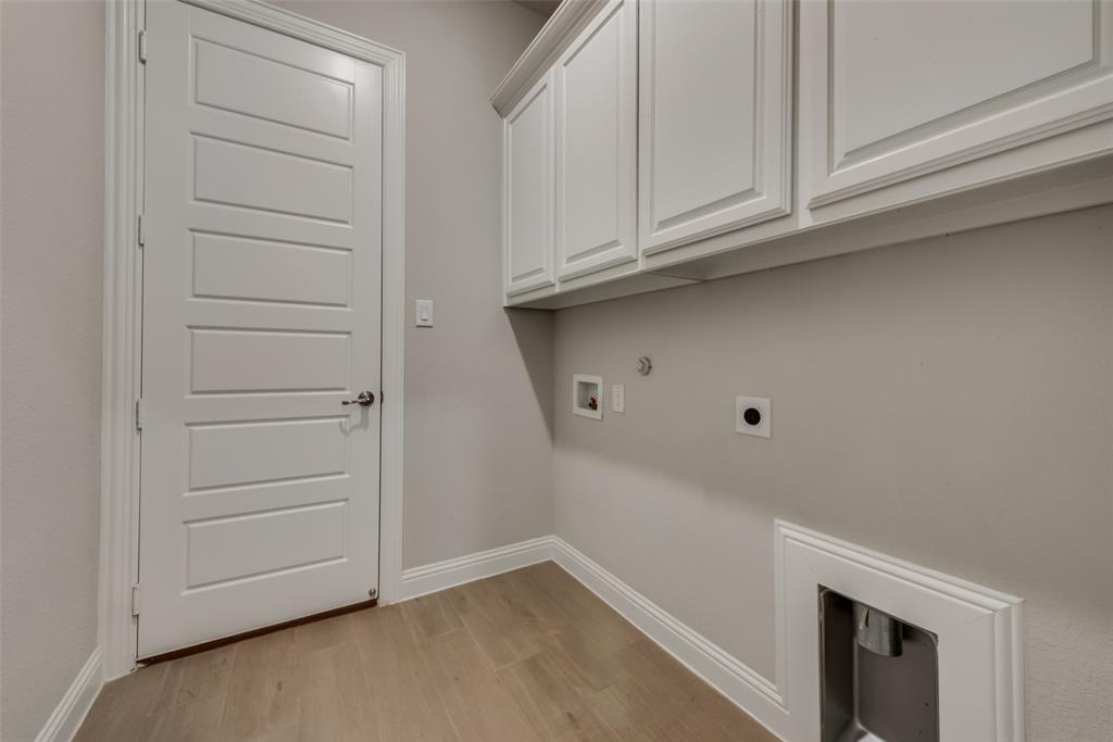 611 Windy Ridge Lane Rockwall, TX 75087 - Photo 30 of 36 Utility Room