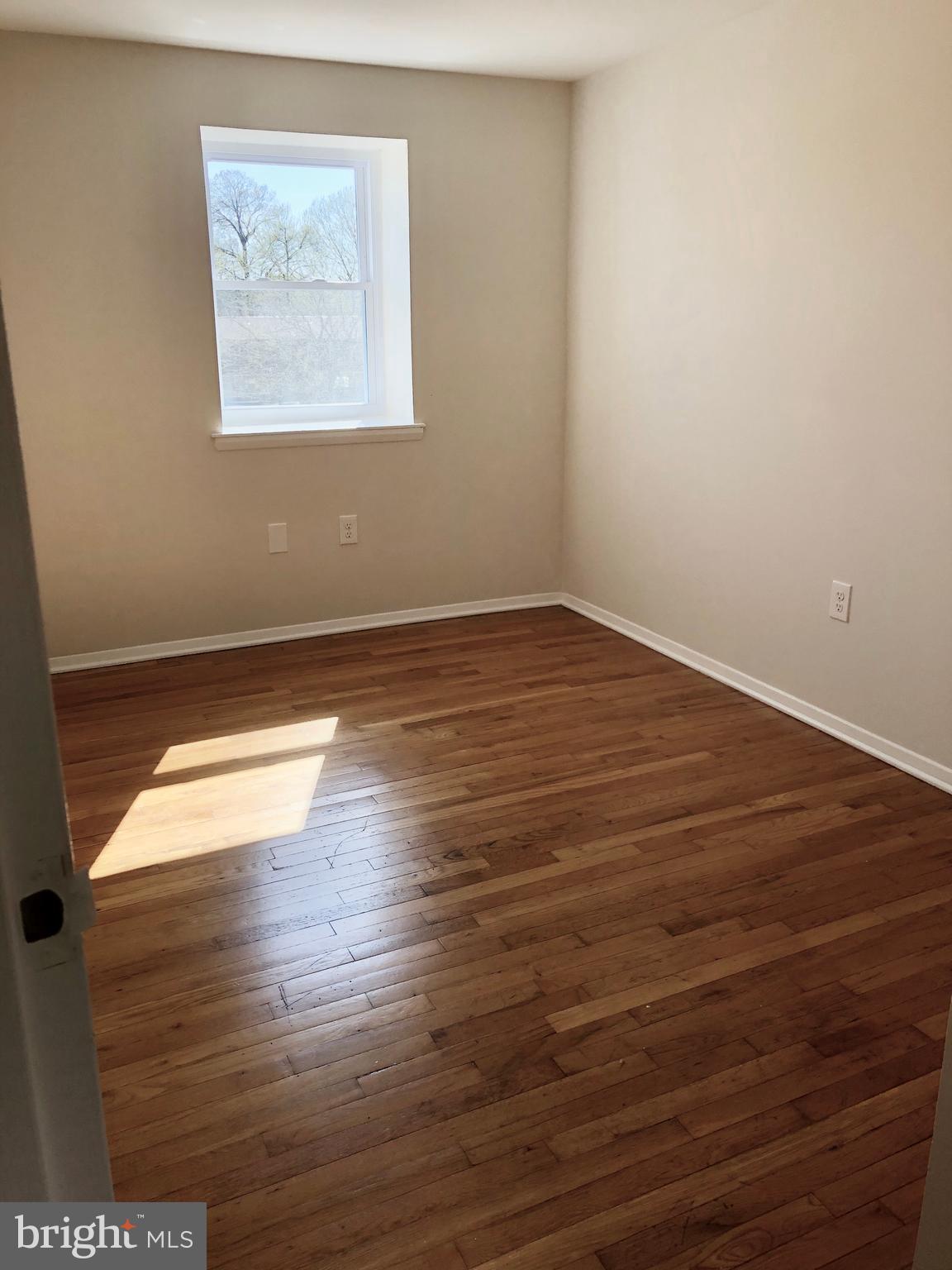 702 Kingston Road Baltimore, MD 21220 - Photo 23 of 30 Bedroom #3