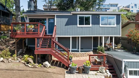 $1,049,000 | 377 Beaumont Boulevard, Pacifica, CA 94044