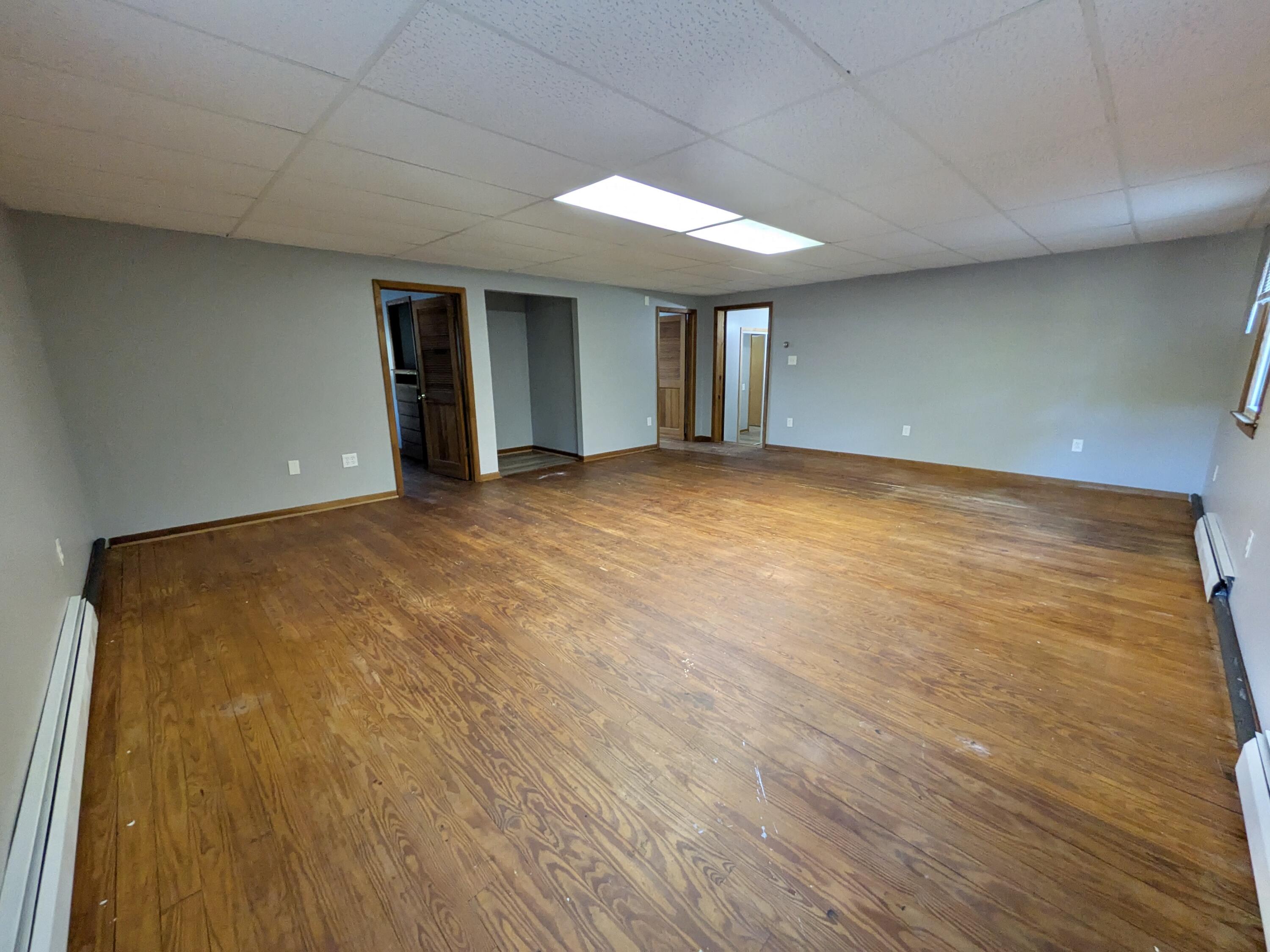 400 South Liberty Street Hobart, IN 46342 - Photo 11 of 26 3000x2250