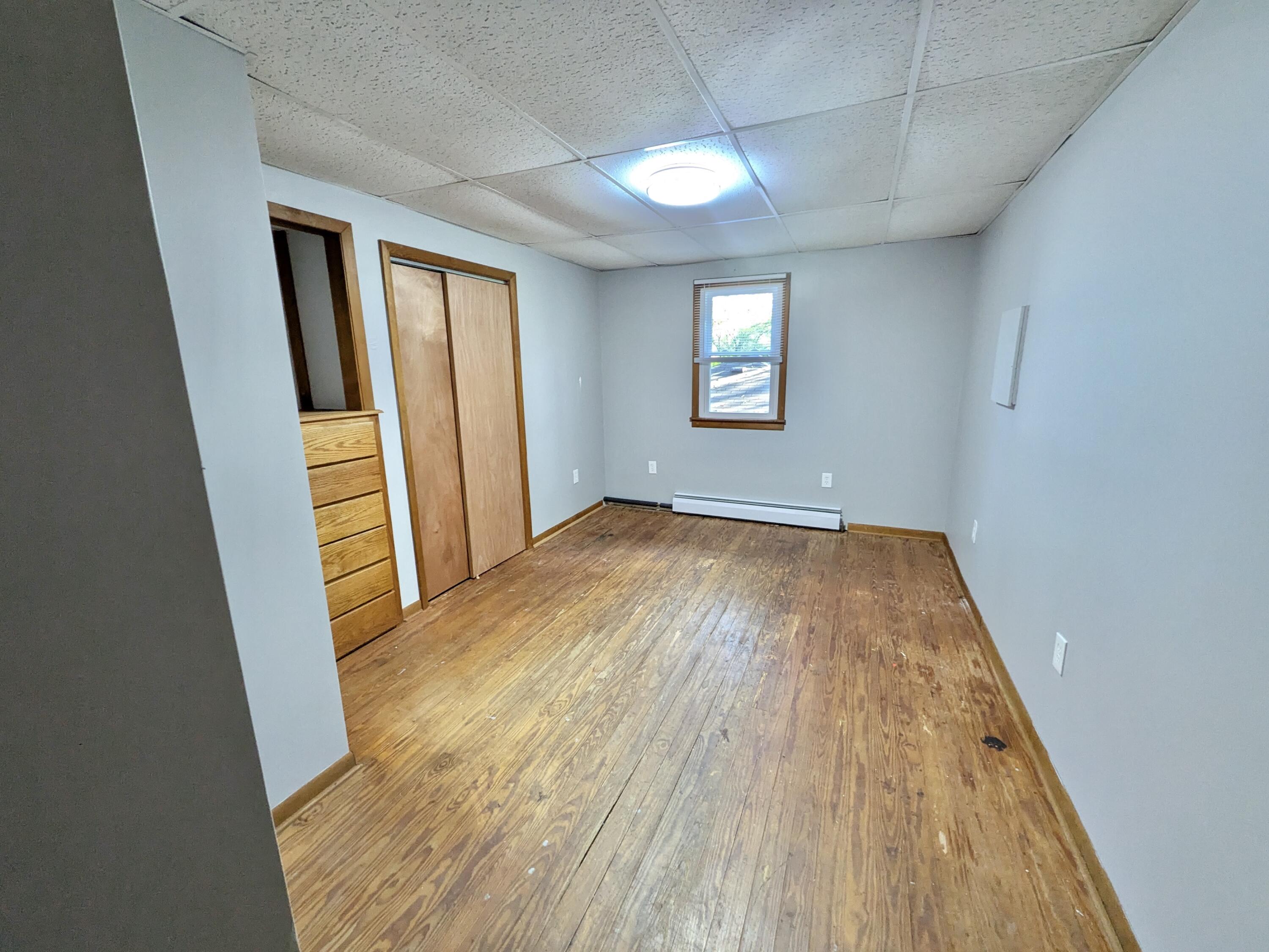 400 South Liberty Street Hobart, IN 46342 - Photo 14 of 26 3000x2250