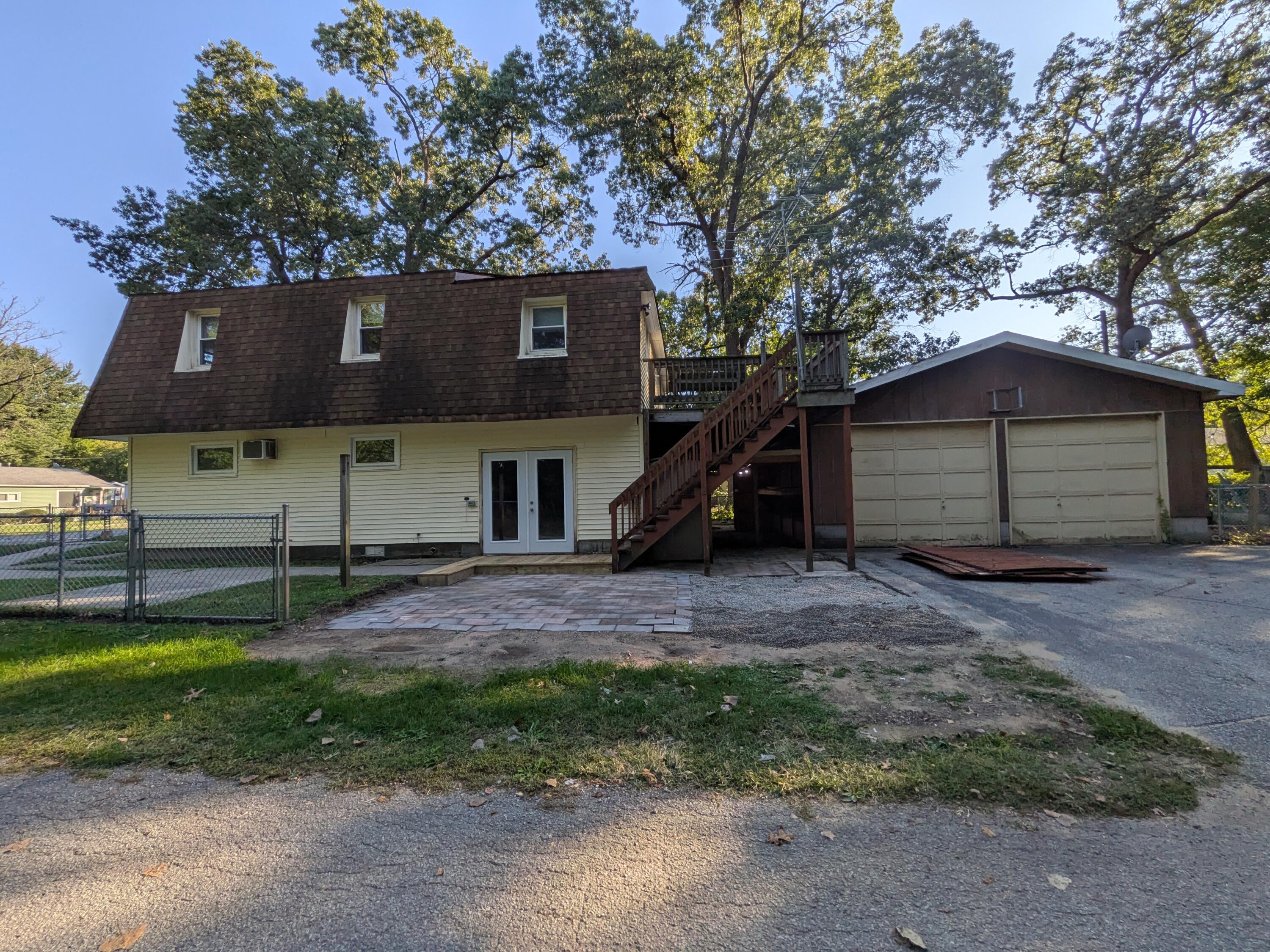 400 South Liberty Street Hobart, IN 46342 - Photo 2 of 26 3000x2250