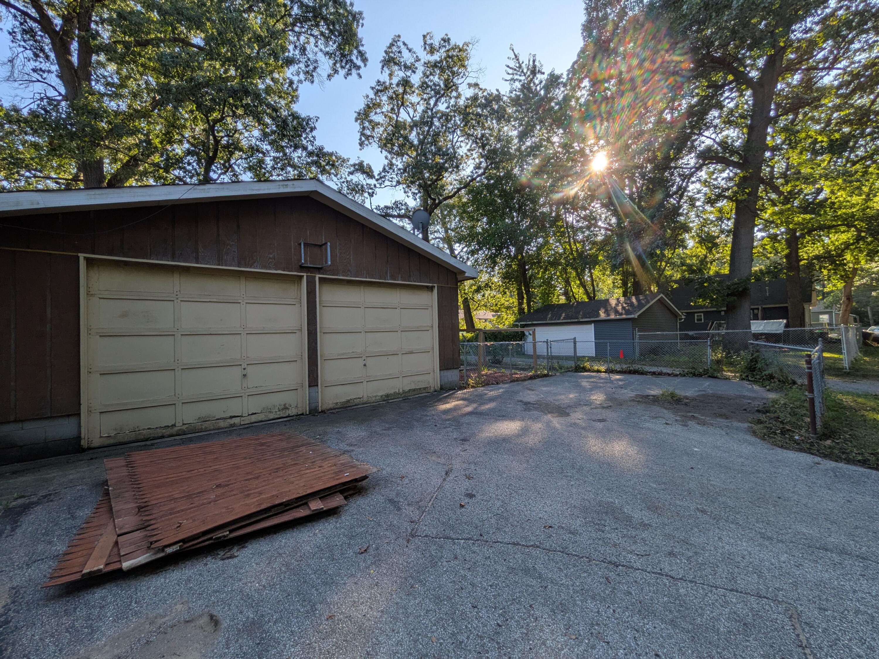 400 South Liberty Street Hobart, IN 46342 - Photo 3 of 26 3000x2250