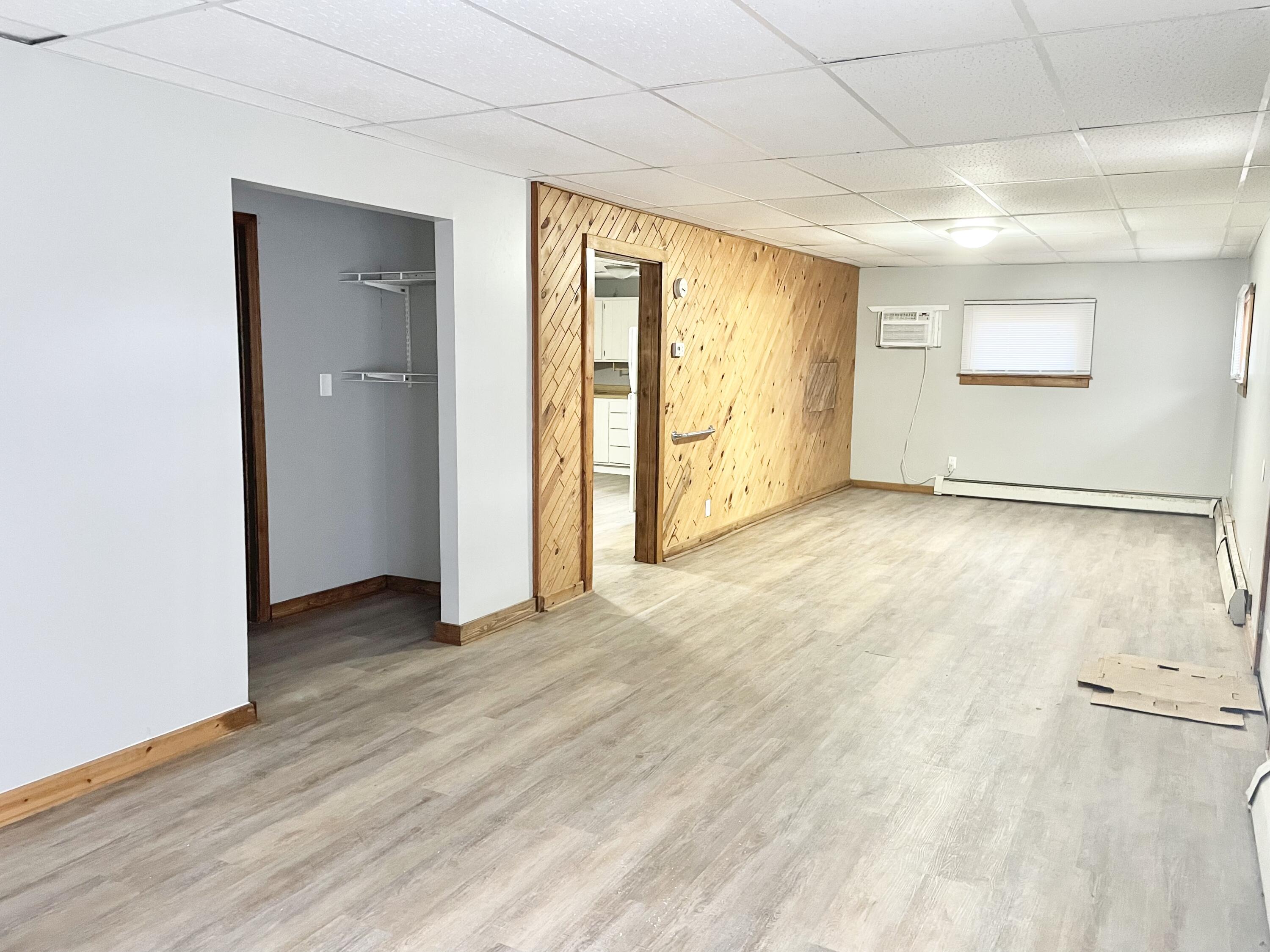 400 South Liberty Street Hobart, IN 46342 - Photo 6 of 26 3000x2250