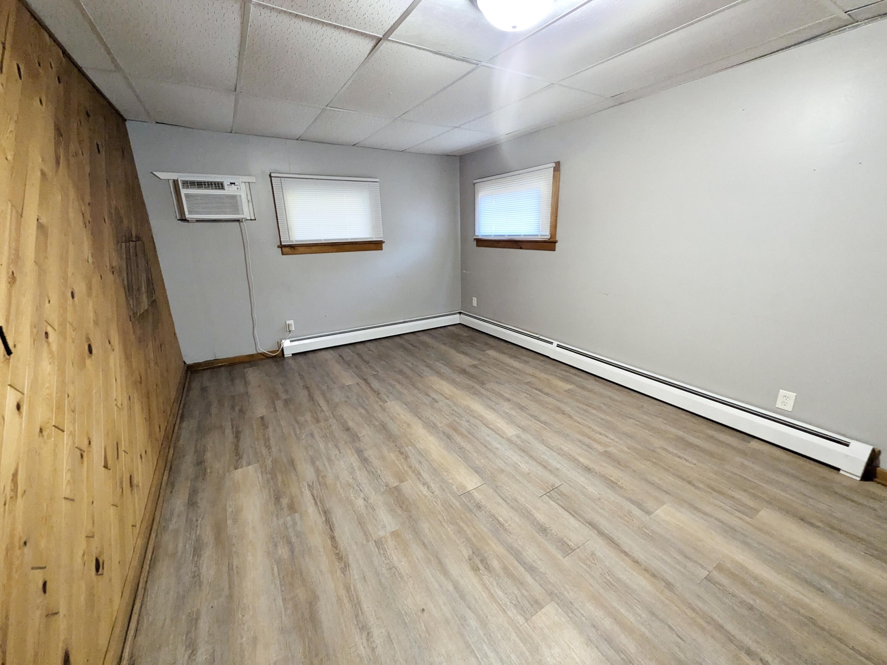 400 South Liberty Street Hobart, IN 46342 - Photo 8 of 26 3000x2250