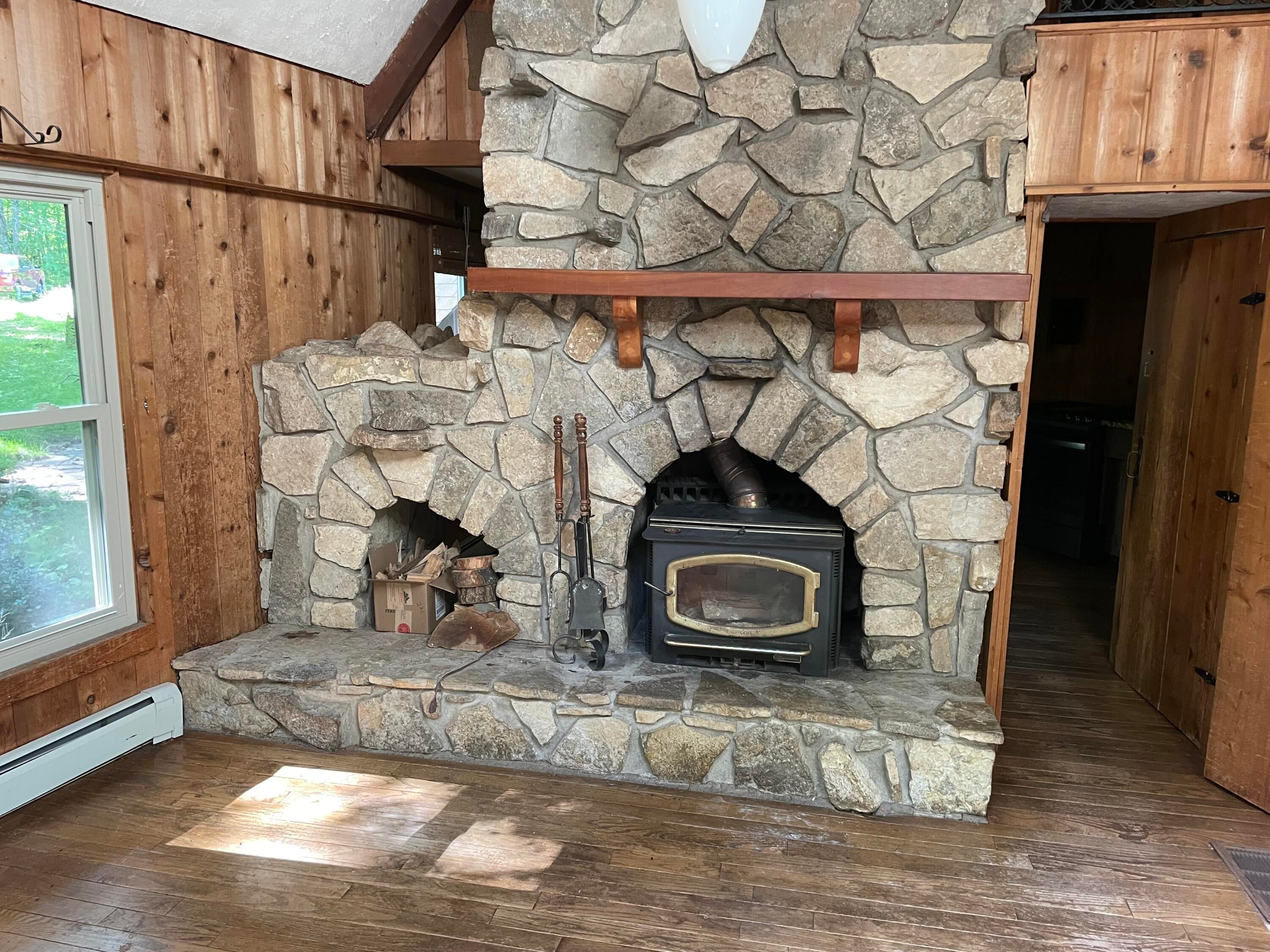 7855 Mission Road Alanson, MI 49706 - Photo 11 of 15 Gallery Image 11
