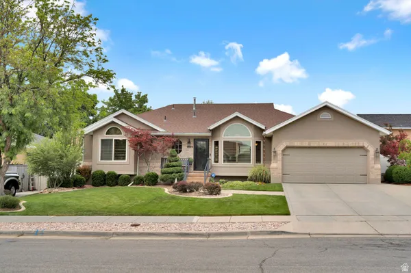 $915,000 | 2139 Village Point Way, Sandy, UT 84093
