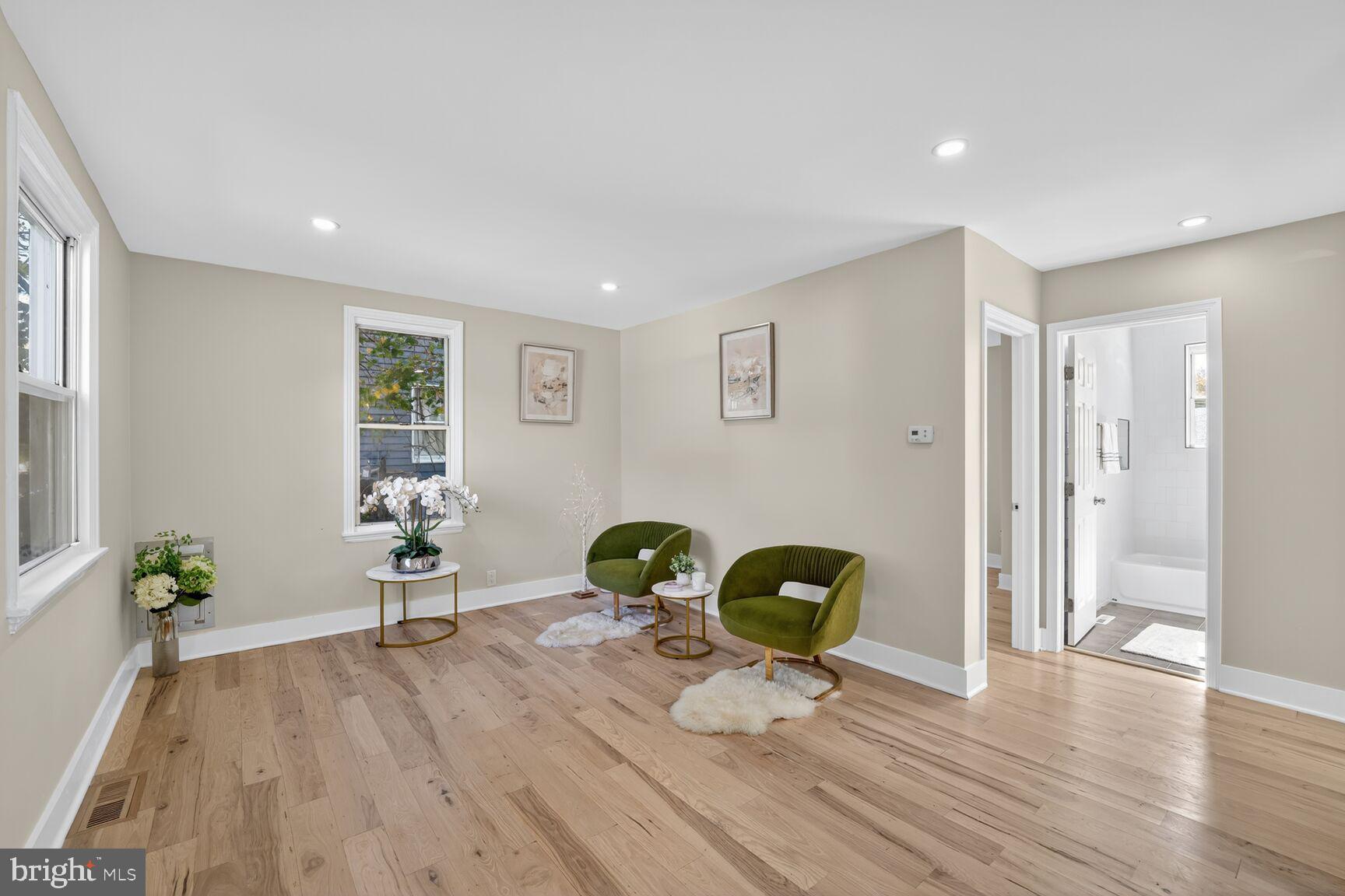 6705 Larkspur Road Suitland, MD 20746 - Photo 11 of 31