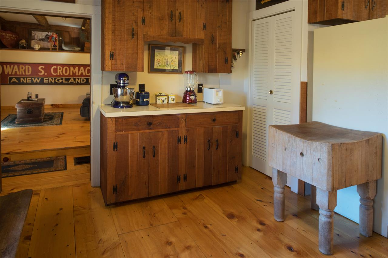 332 Melis Road Wardsboro, VT 05355 - Photo 24 of 40