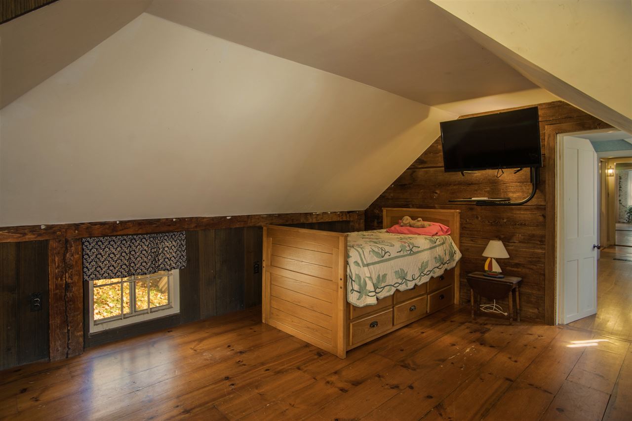 332 Melis Road Wardsboro, VT 05355 - Photo 31 of 40