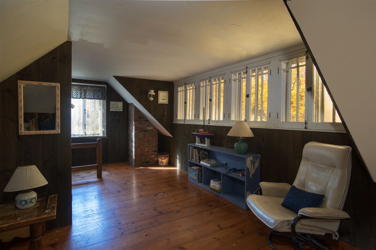 332 Melis Road Wardsboro, VT 05355 - Photo 32 of 40