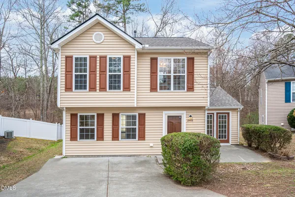 $299,000 | 2905 Forrestal Drive, Durham, NC 27703