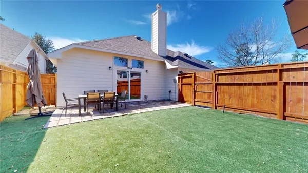 $3,600 | 18 Avenswood Place, The Woodlands, TX 77382