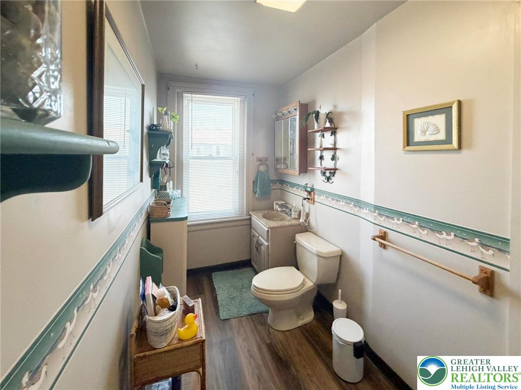 416 Walnut Street Catasauqua, PA 18032 - Photo 37 of 61