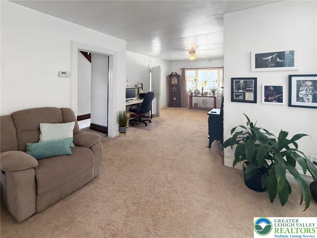 416 Walnut Street Catasauqua, PA 18032 - Photo 10 of 61