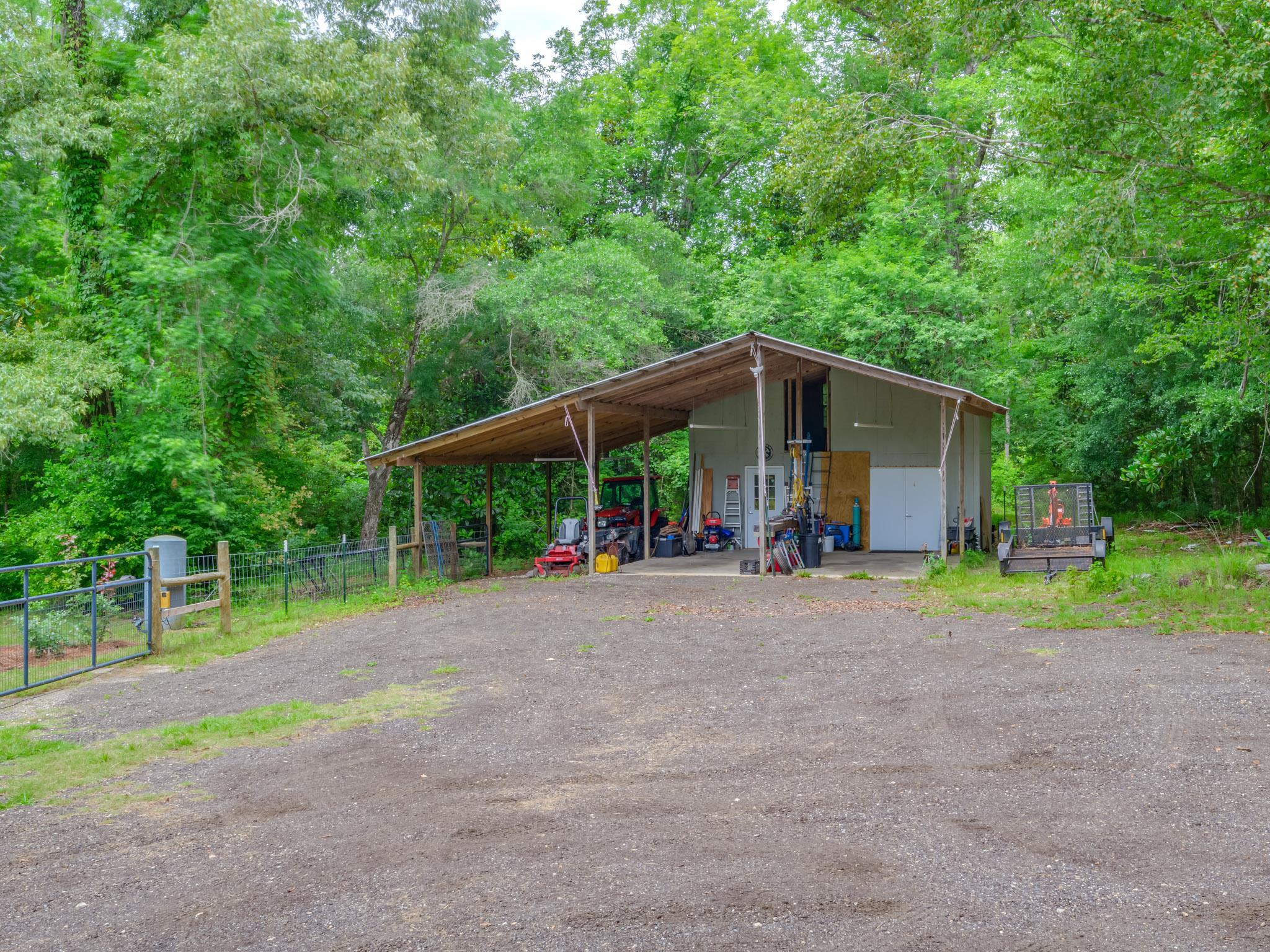 1201 Frank Smith Road Quincy, FL 32352 - Photo 8 of 41 Gallery Image 8