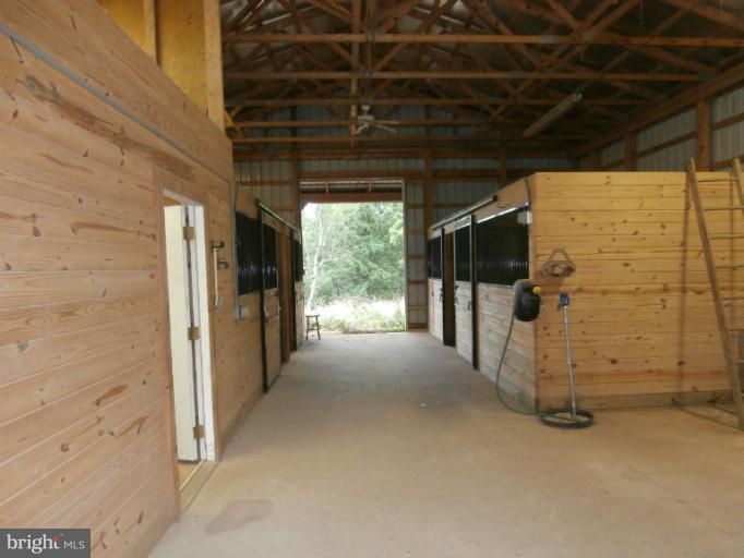 20015 Bollinger Road Manchester, MD 21102 - Photo 27 of 29 Wonderful 4 stall barn