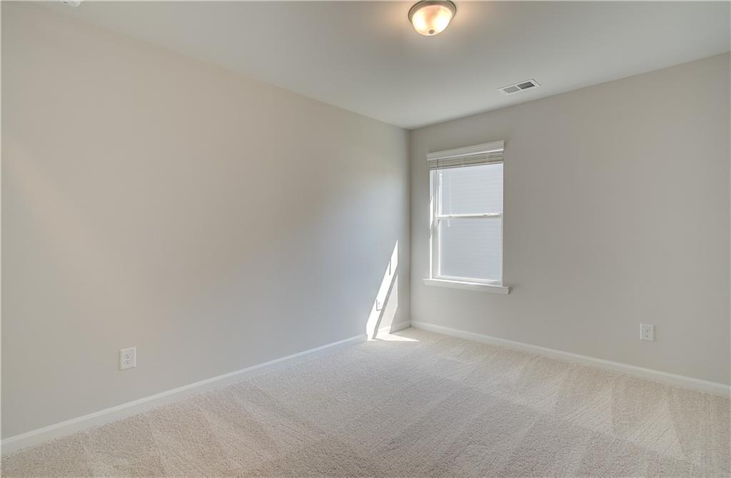 17 Bellamy Cove Newnan, GA 30263 - Photo 15 of 25