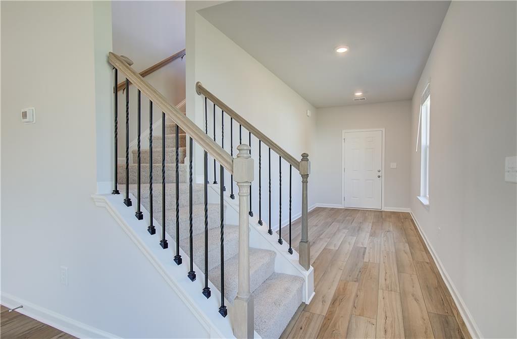 17 Bellamy Cove Newnan, GA 30263 - Photo 5 of 25