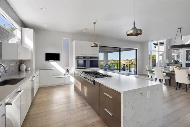 $4,895,000 | 2551 Waymaker Way, Austin, TX 78746