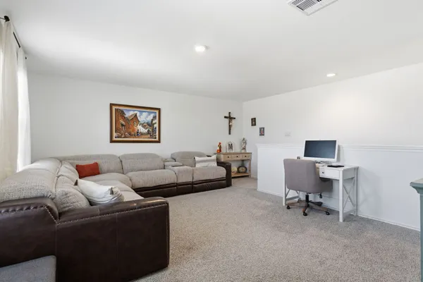 $314,990 | 2215 Laurel Bloom Lane, Sealy, TX 77474