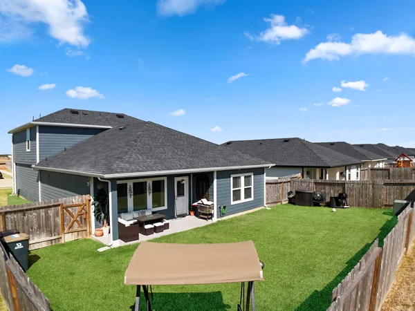 $314,990 | 2215 Laurel Bloom Lane, Sealy, TX 77474