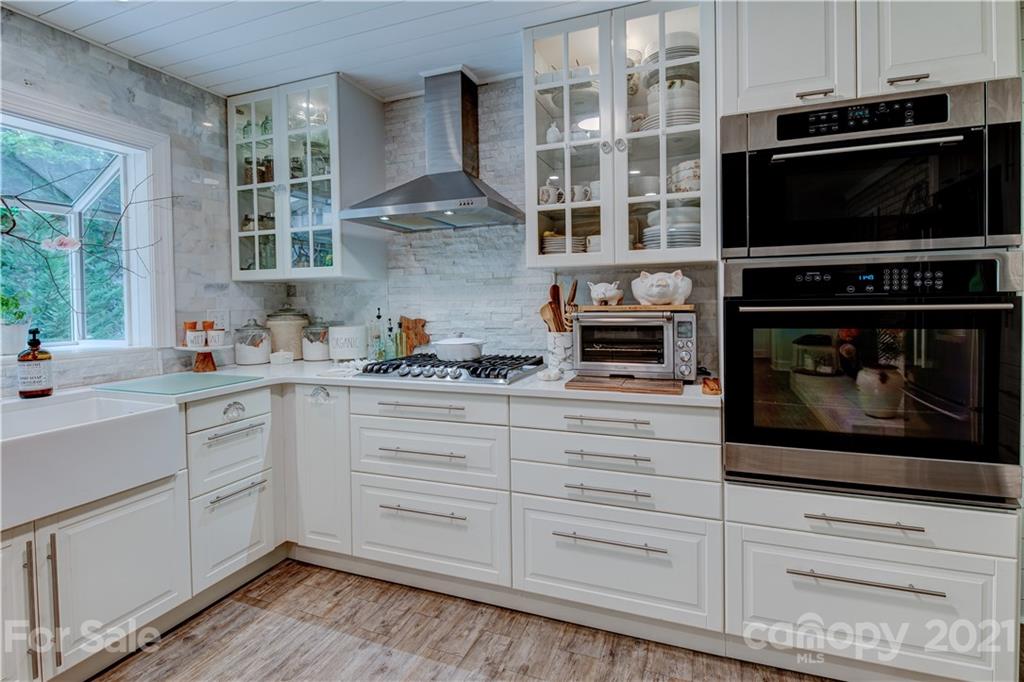 241 Washburn Road Lake Lure, NC 28746 - Photo 3 of 47 Gallery Image 3