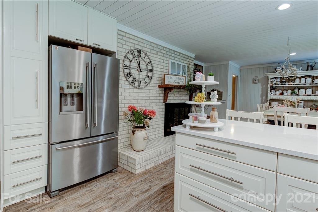 241 Washburn Road Lake Lure, NC 28746 - Photo 7 of 47 Gallery Image 7