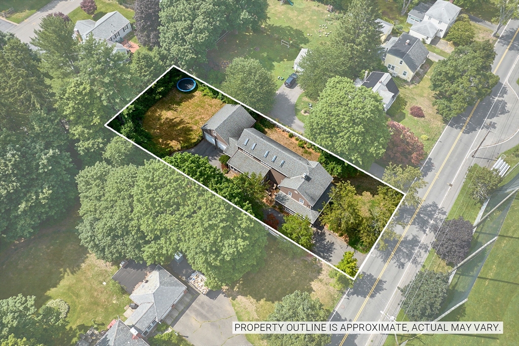 236 North Maple Street Northampton, MA 01062 - Photo 2 of 39