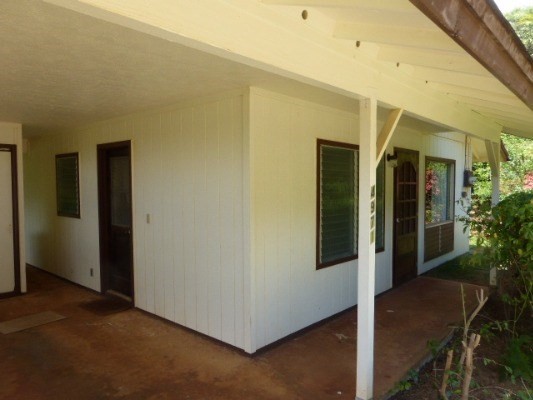 4971 Hekili Road Kapaa, HI 96746 - Photo 3 of 11 a view of a porch with seating space