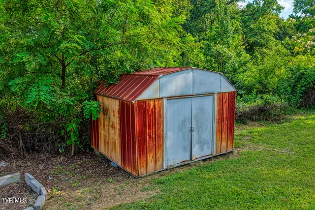 $217,000 | 808 West Bear Hollow Road, Rogersville, TN 37857