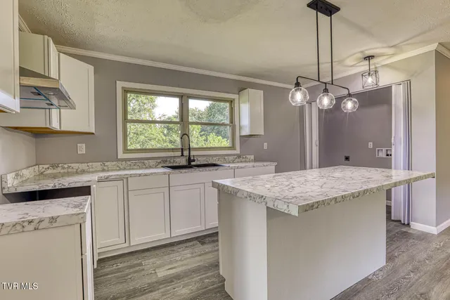 $217,000 | 808 West Bear Hollow Road, Rogersville, TN 37857