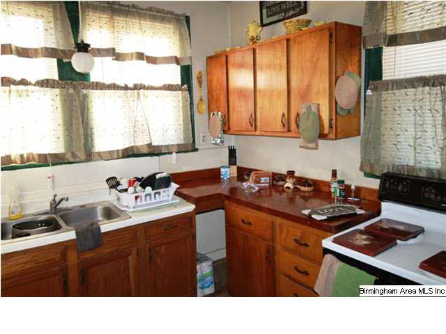 1930 Rocky Hollow Road Anniston, AL 36207 - Photo 5 of 20