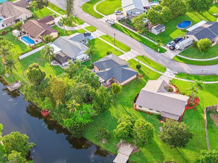 $575,000 | 113 Cordoba Circle, Royal Palm Beach, FL 33411