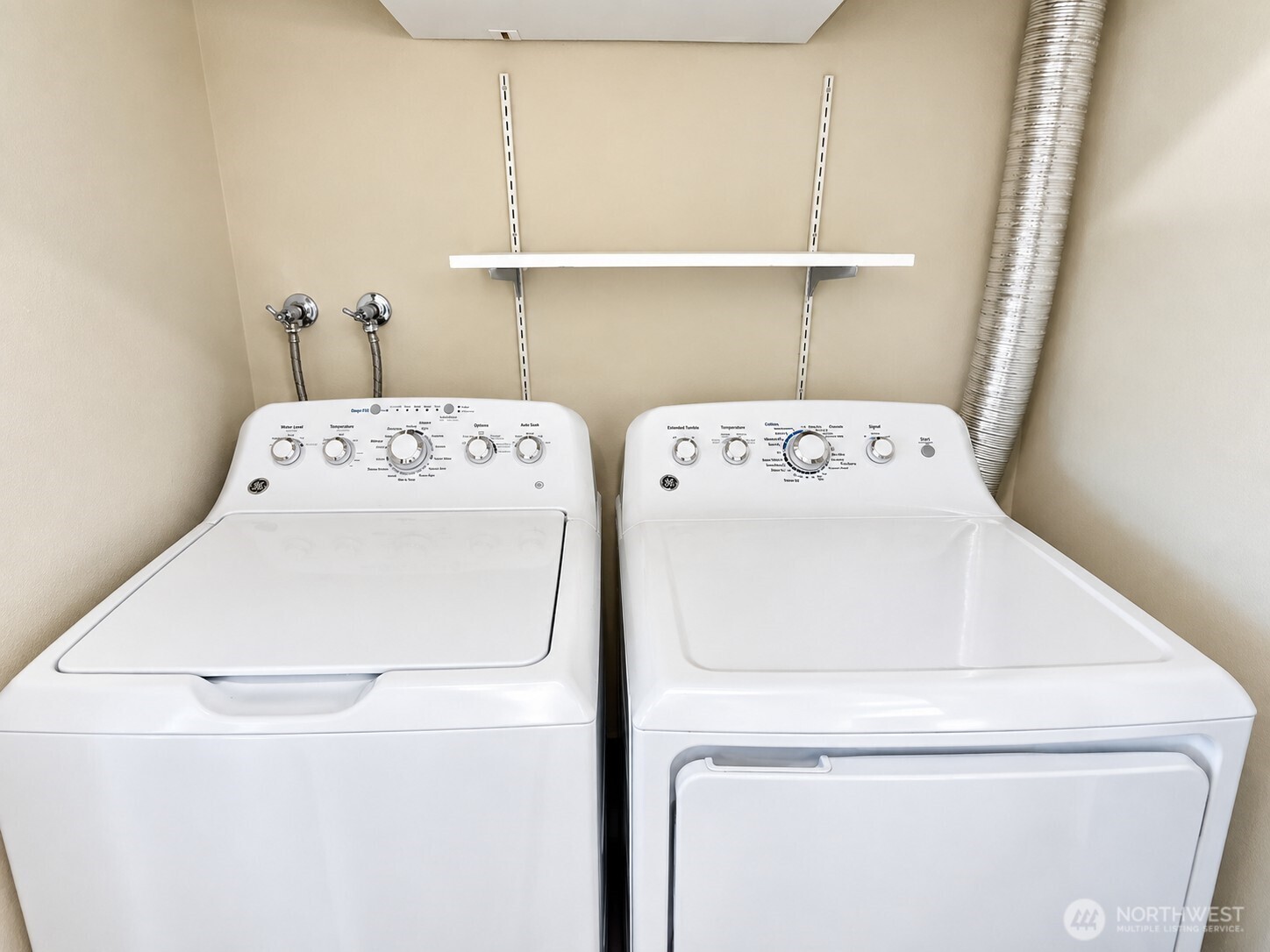 21513 4th Avenue West, Unit C13 Bothell, WA 98021 - Photo 12 of 18 Gallery Image 12