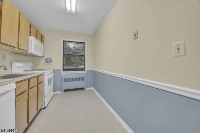 $289,900 | 46 Sandra Circle, Unit B, Westfield, NJ 07090