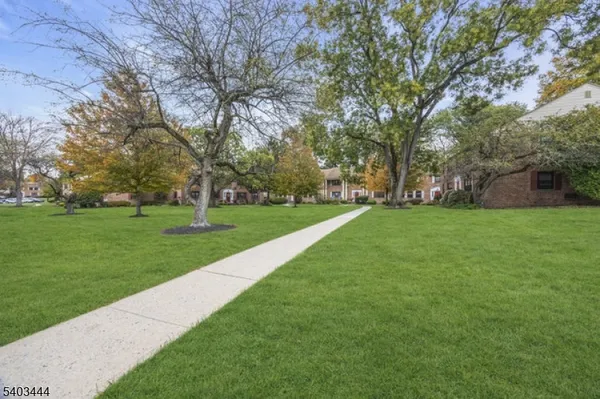 $289,900 | 46 Sandra Circle, Unit 4, Westfield, NJ 07090