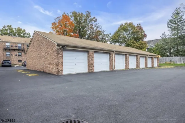 $289,900 | 46 Sandra Circle, Unit B, Westfield, NJ 07090