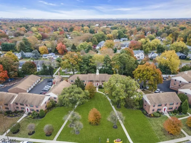 $289,900 | 46 Sandra Circle, Unit B, Westfield, NJ 07090