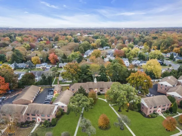 $289,900 | 46 Sandra Circle, Unit 4, Westfield, NJ 07090