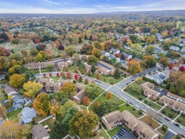 $289,900 | 46 Sandra Circle, Unit B, Westfield, NJ 07090