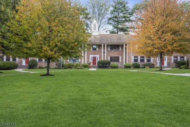 $289,900 | 46 Sandra Circle, Unit B, Westfield, NJ 07090