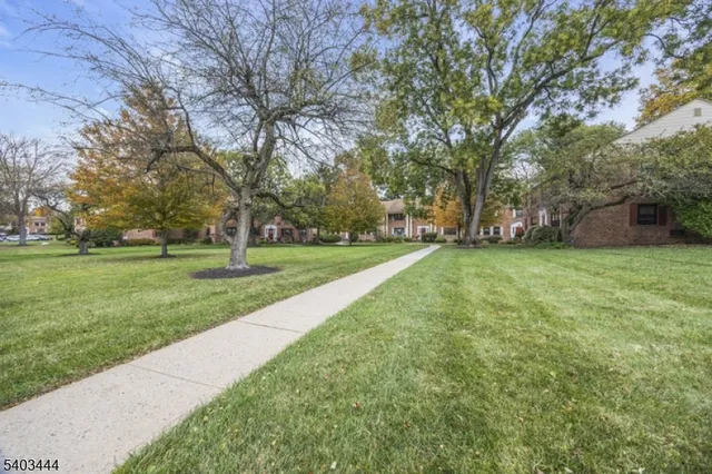 $289,900 | 46 Sandra Circle, Unit B, Westfield, NJ 07090