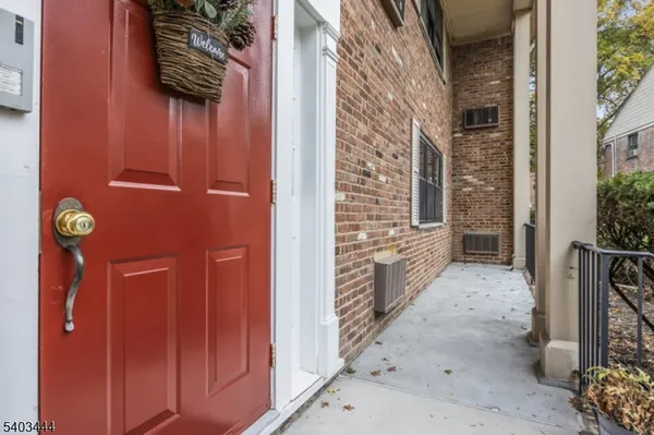 $289,900 | 46 Sandra Circle, Unit 4, Westfield, NJ 07090