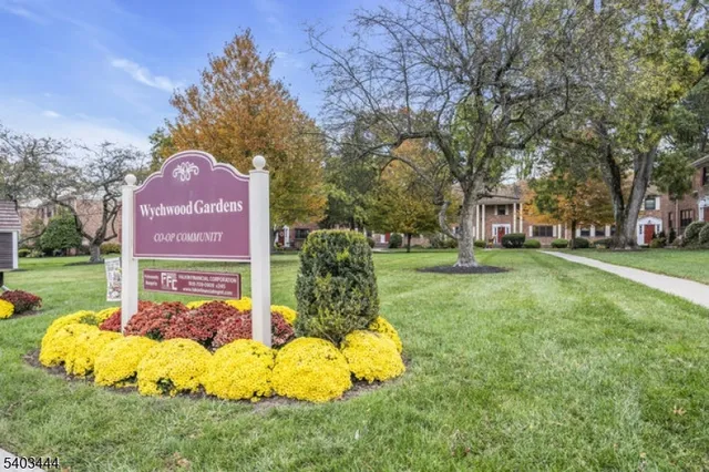 $289,900 | 46 Sandra Circle, Unit B, Westfield, NJ 07090